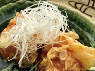 海老しんじょ湯葉揚げ